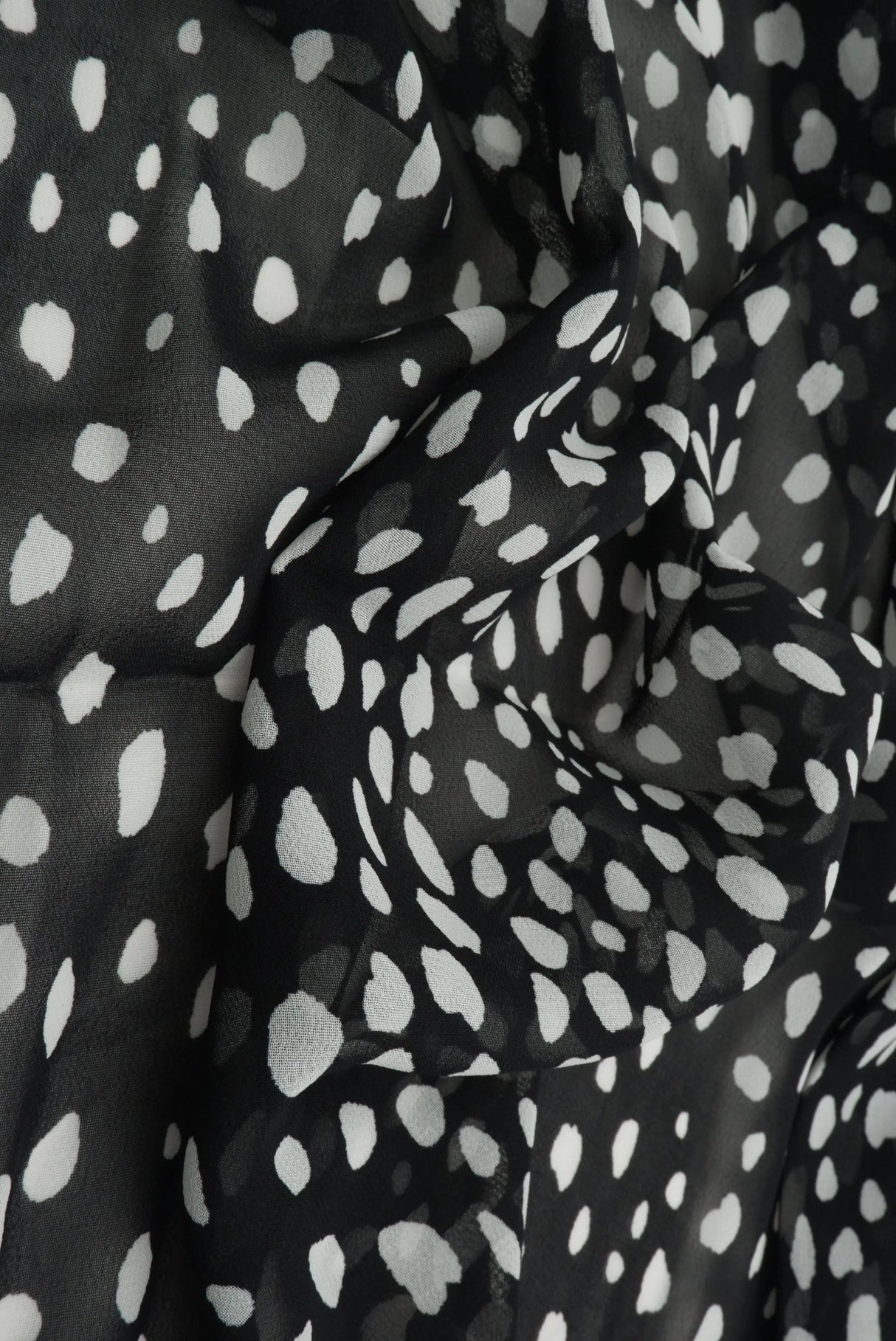 1 Yard Hi Multi Chiffon Animal Print Fabric, 57/58? Wide 100% Polyester