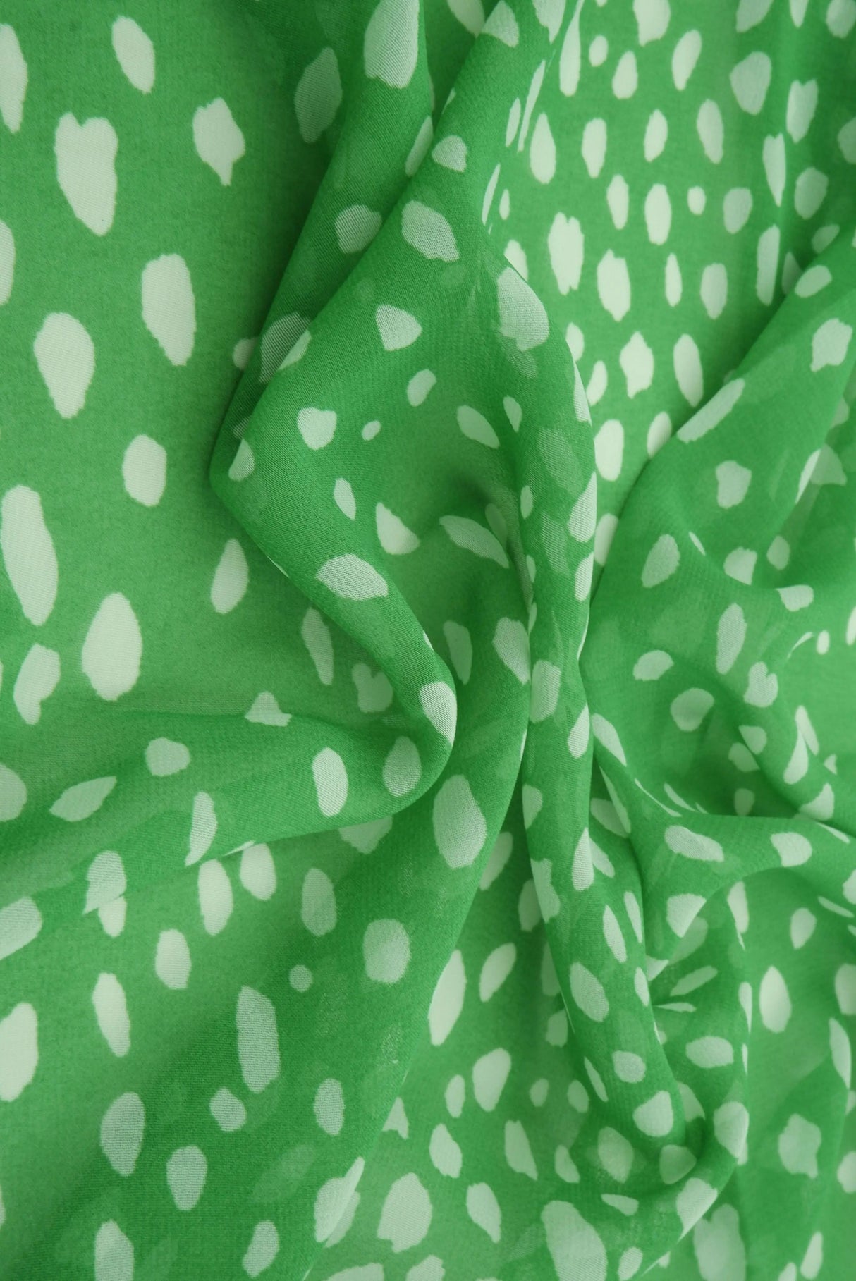 1 Yard Hi Multi Chiffon Animal Print Fabric, 57/58? Wide 100% Polyester