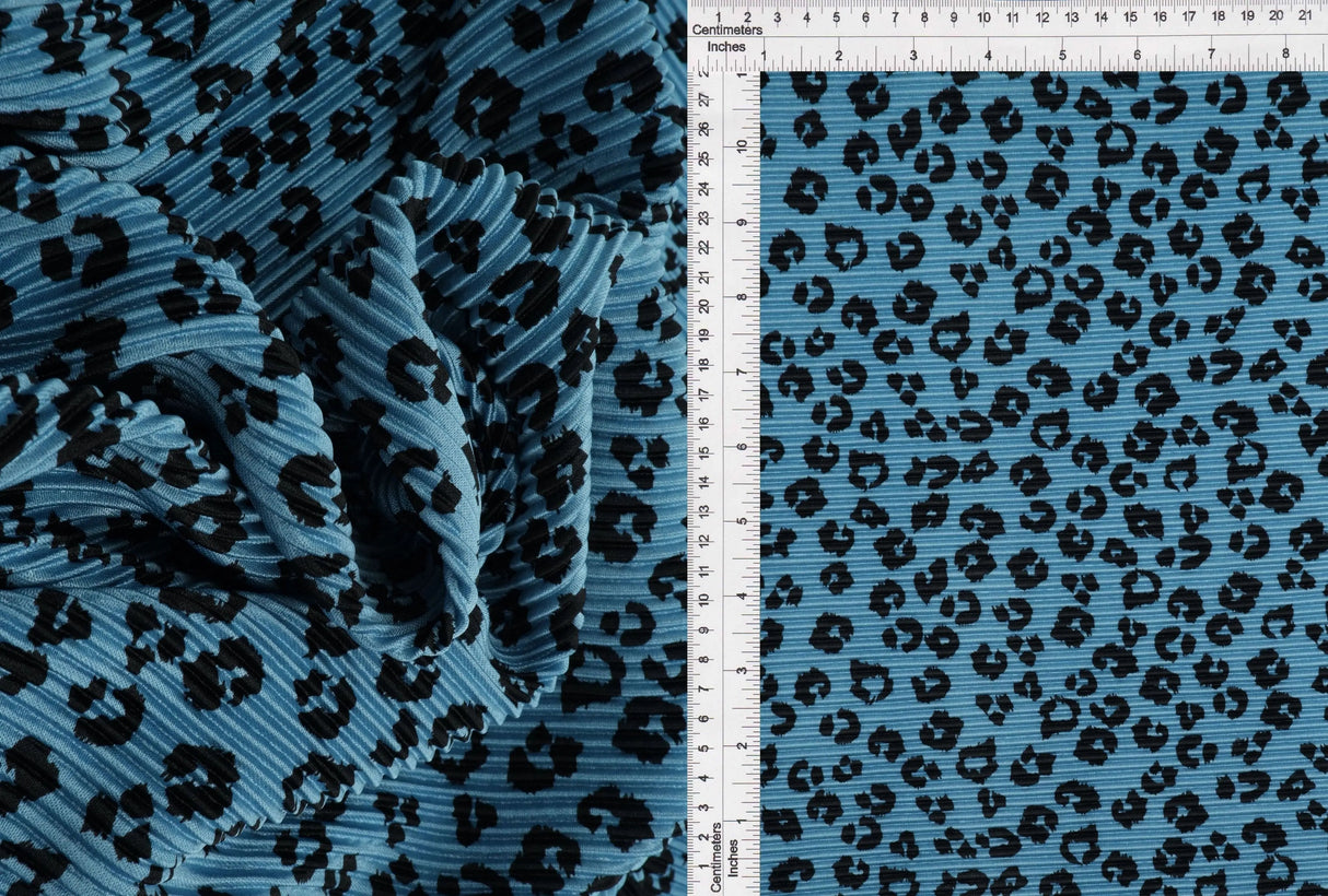 1 Yard Denim Vintage Animal Print Bodre Interlock Pleated Fabric 58/59 Inches Wide