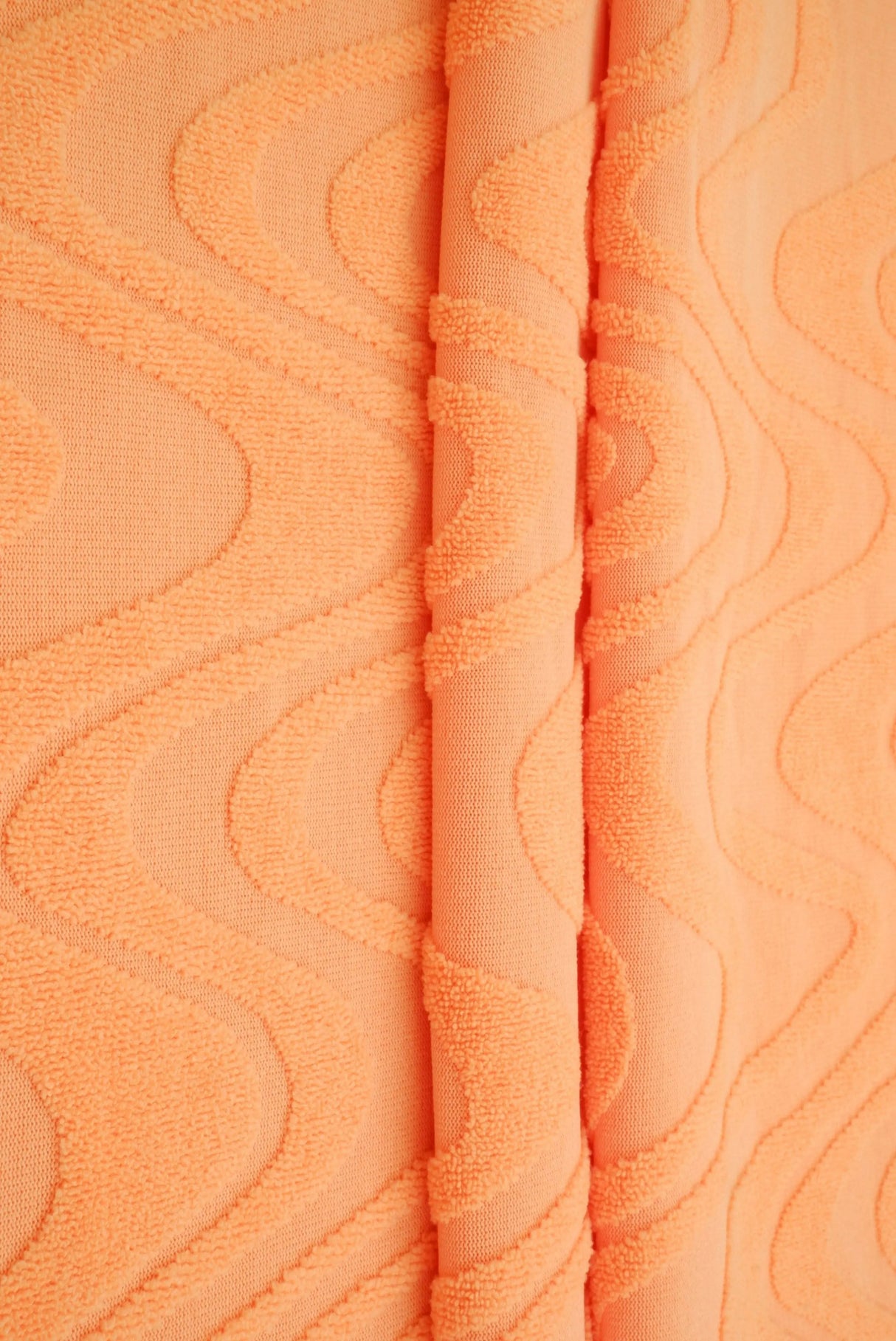 1 Yard Ocean Wave Towel Jacquard Fabric 250 GSM Polyester Spandex 58/60" Width