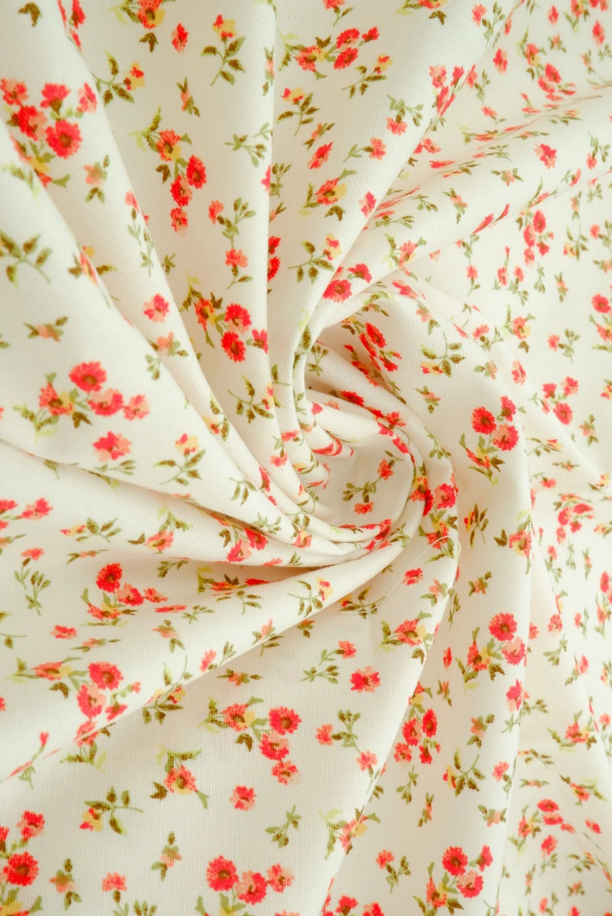 1 Yard Stretch Poplin Ditsy Print Fabric, 57/58'' Wide Cotton Spandex Blend
