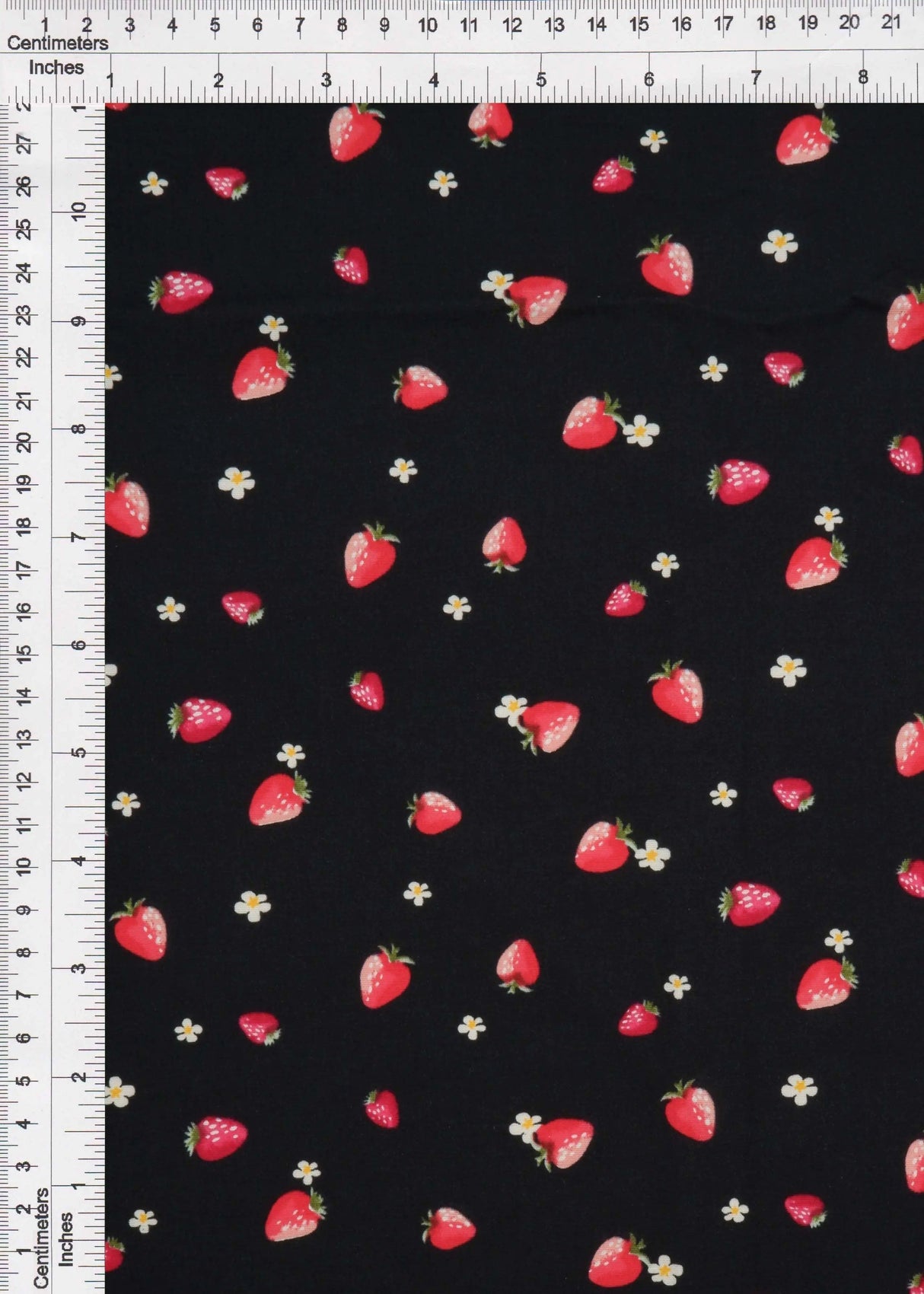 1 Yard Stretch Poplin Strawberry Print Fabric, 57/58'' Wide Cotton Spandex Blend