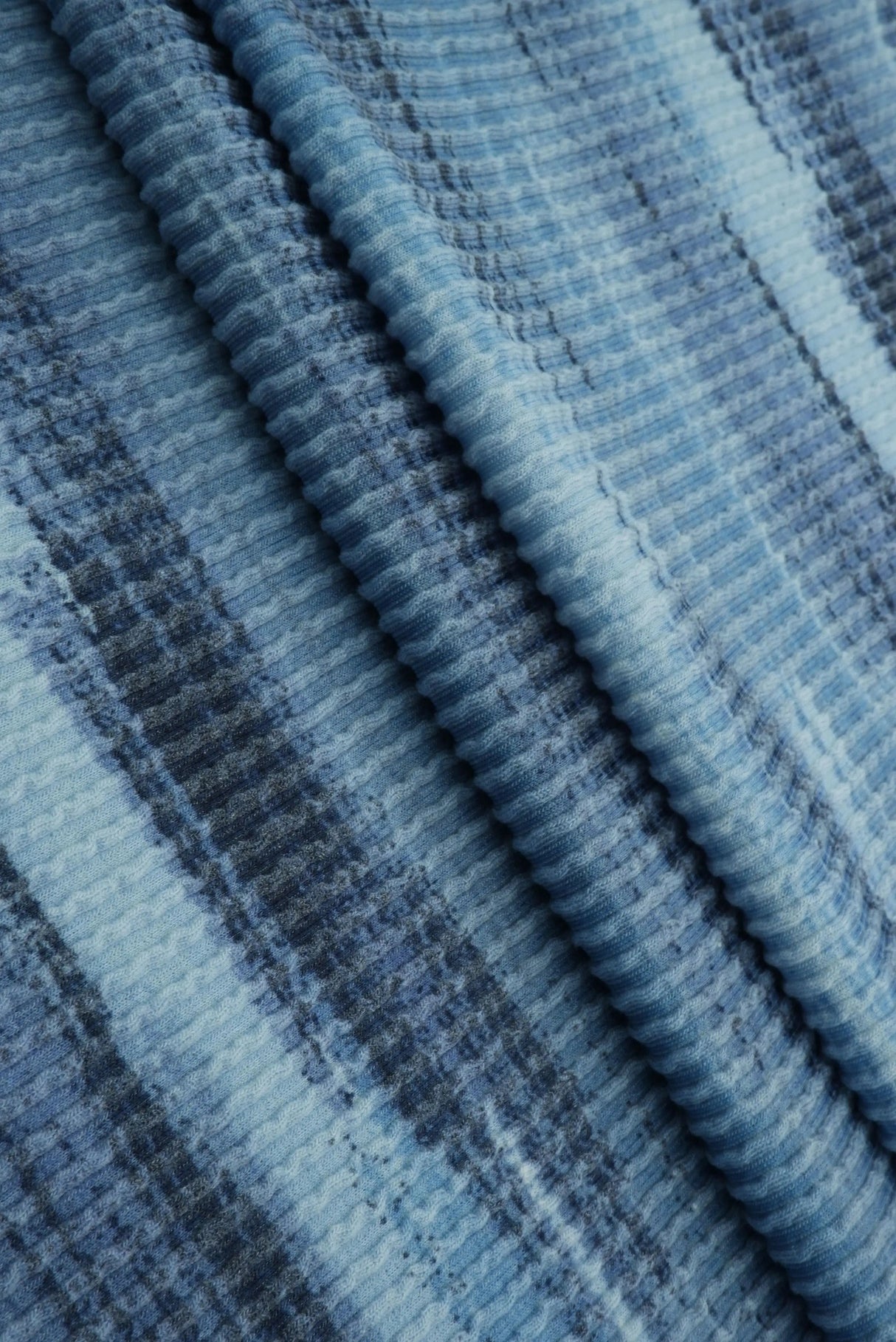 1 Yard Cozy Double Knit Stripe Print Fabric Stretch Polyester Rayon Spandex 56/57 Inches Wide
