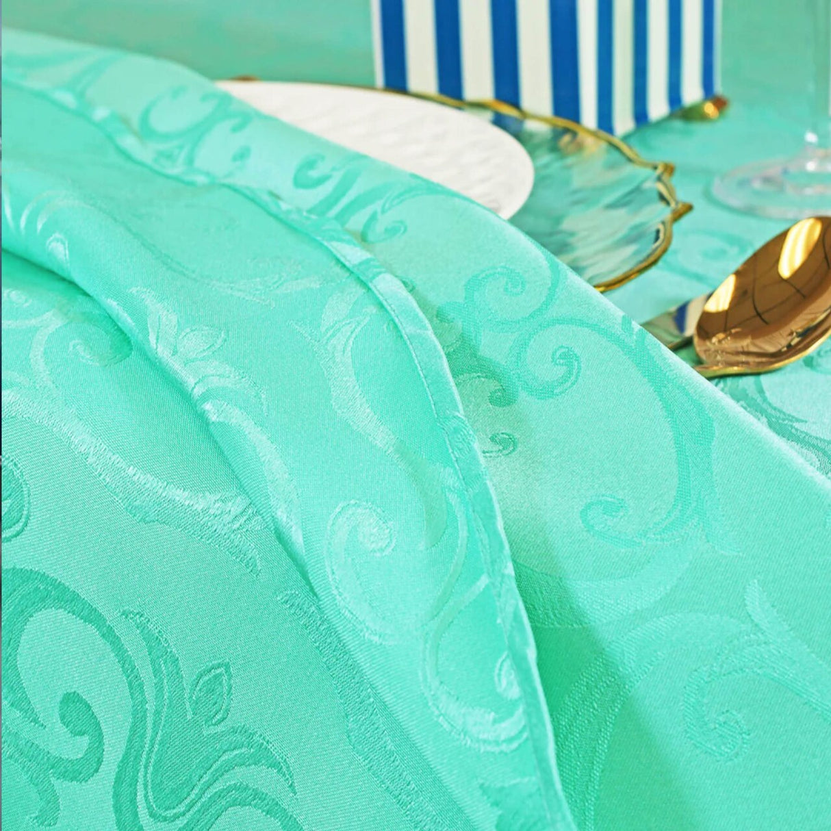 1 PieceTurquoise Damask Jacquard Chair Cover for Folding Event Seating