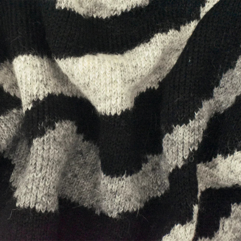 1 Yard Gray Multi Zebra Boucle Knit Fabric Coats Outerwear 62 Inches Width