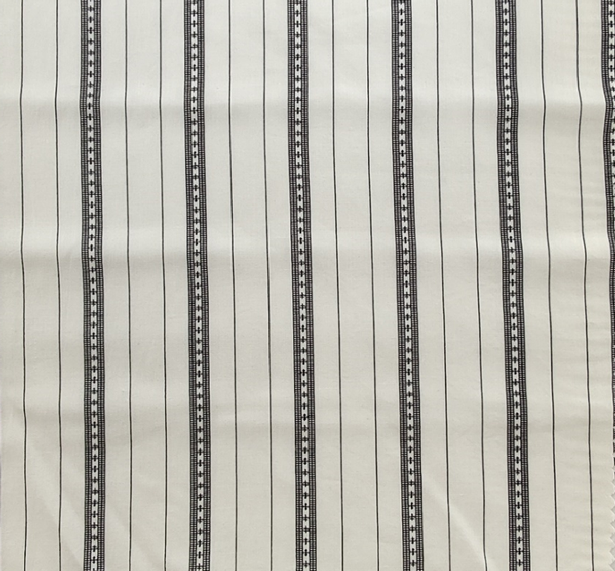 Rayon Poplin Ivory/Black Soft 54/55" Apparel 1 Yard Fabric