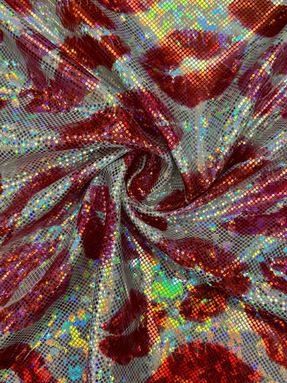 1 Yard Kiss Print Shattered Glass Metallic Spandex 4?way Stretch Fabric Costumes Activewear 60" Width