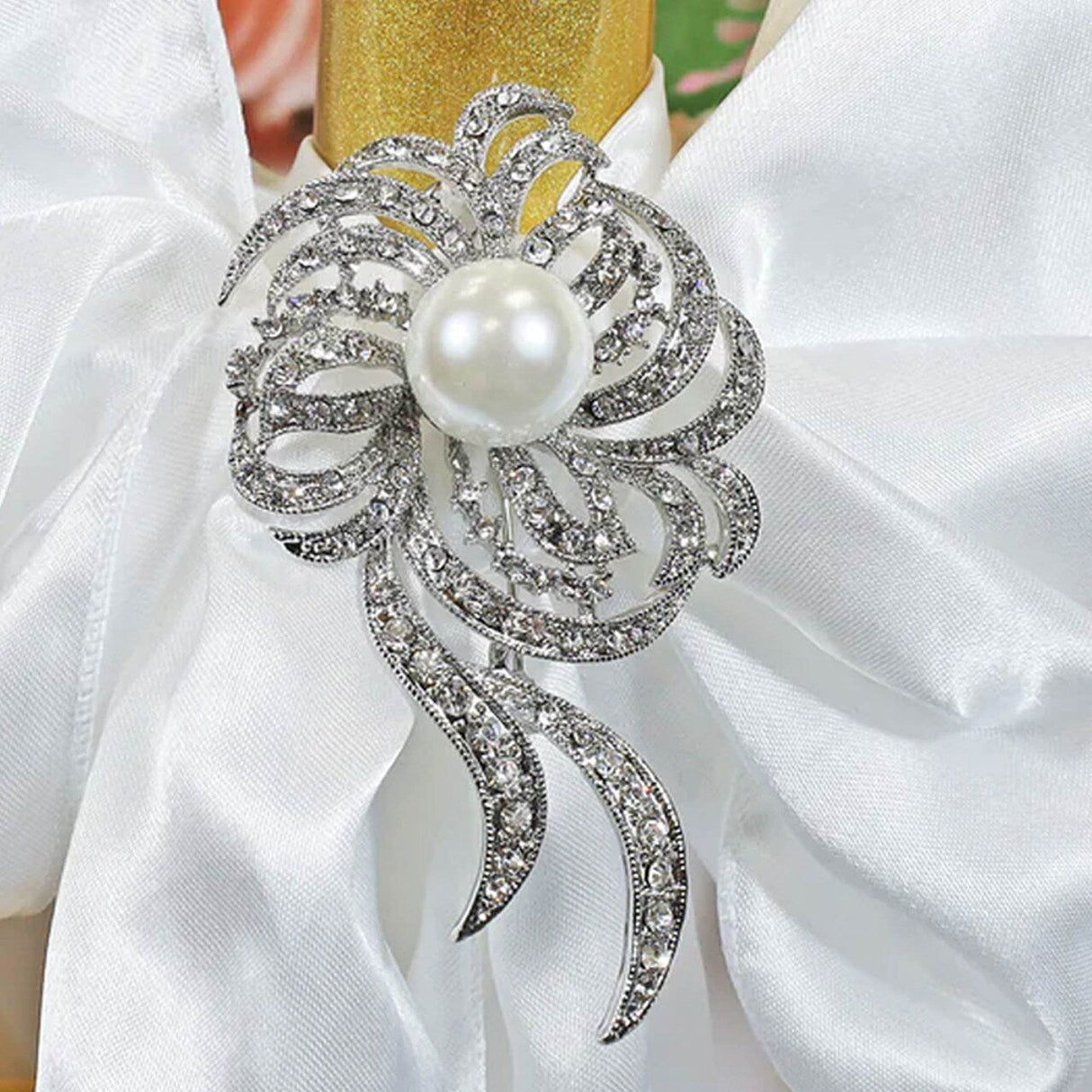 1 Piece Comet Rhinestone Chair Sash Buckle Silver Metal Accent 2 Inch Width