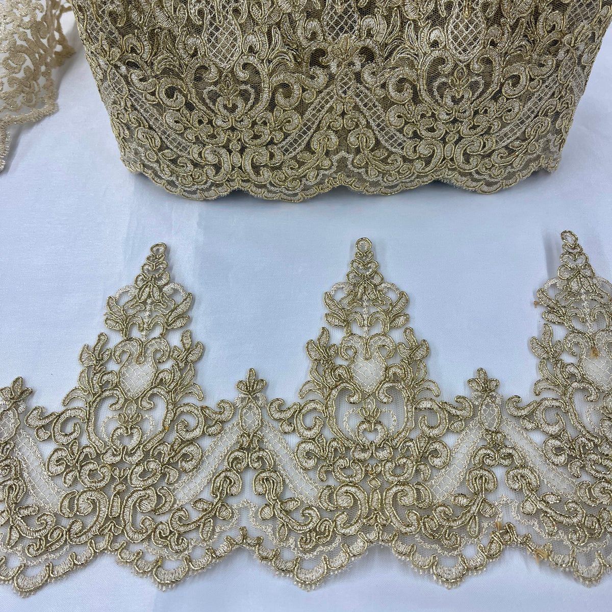 1 Yard 3D Floral Lace Trimming Embroidered on 100% Polyester Net Mesh, Elegant Decorative Lace Trim