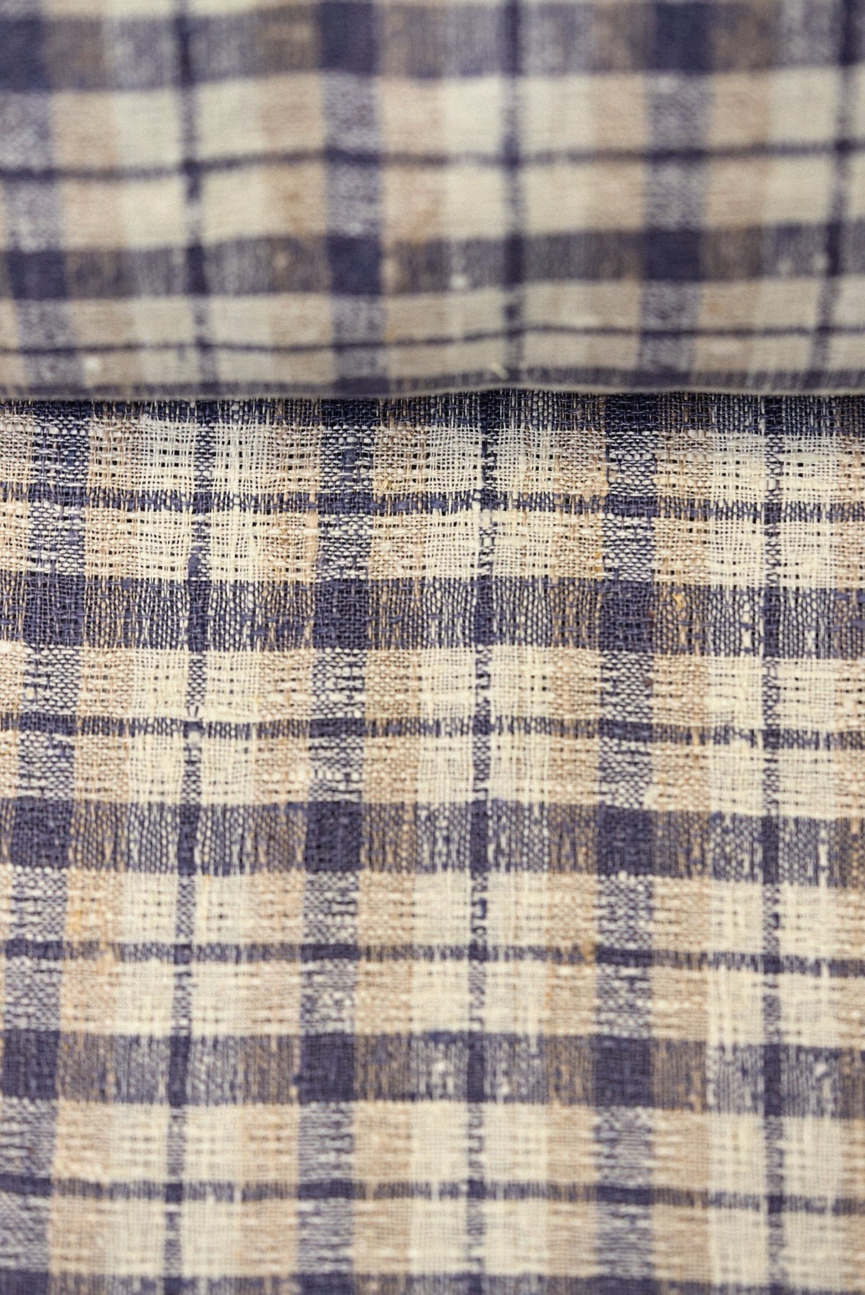 1 Yard Dusk Pure Linen Rustic Plaid 3-Tone Mesh Fabric Midweight 60 Inch Width