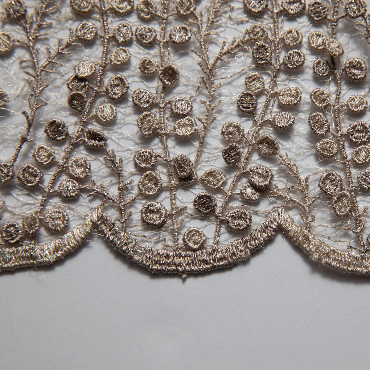 1 Yard Seagull Tulle Lace Fabric MP/P Dalang Embroidered Glorious Pattern 50/52" Wide