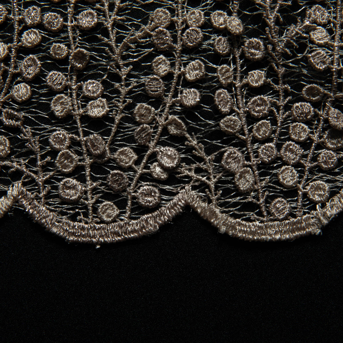 1 Yard Seagull Tulle Lace Fabric MP/P Dalang Embroidered Glorious Pattern 50/52" Wide