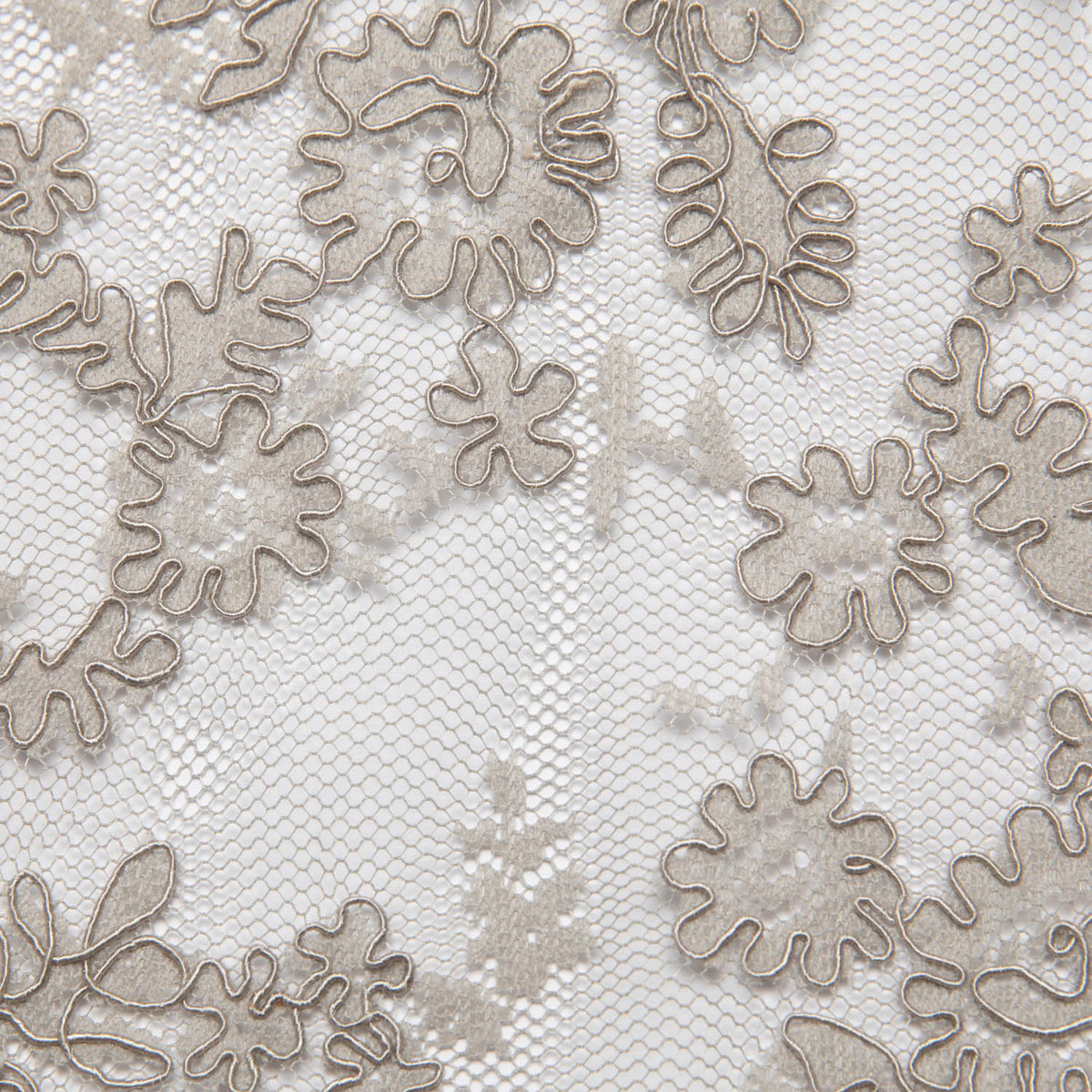 1 Yard Re-Embroidered Lace Fabric Cord Extravagant Floral Design Luxurious