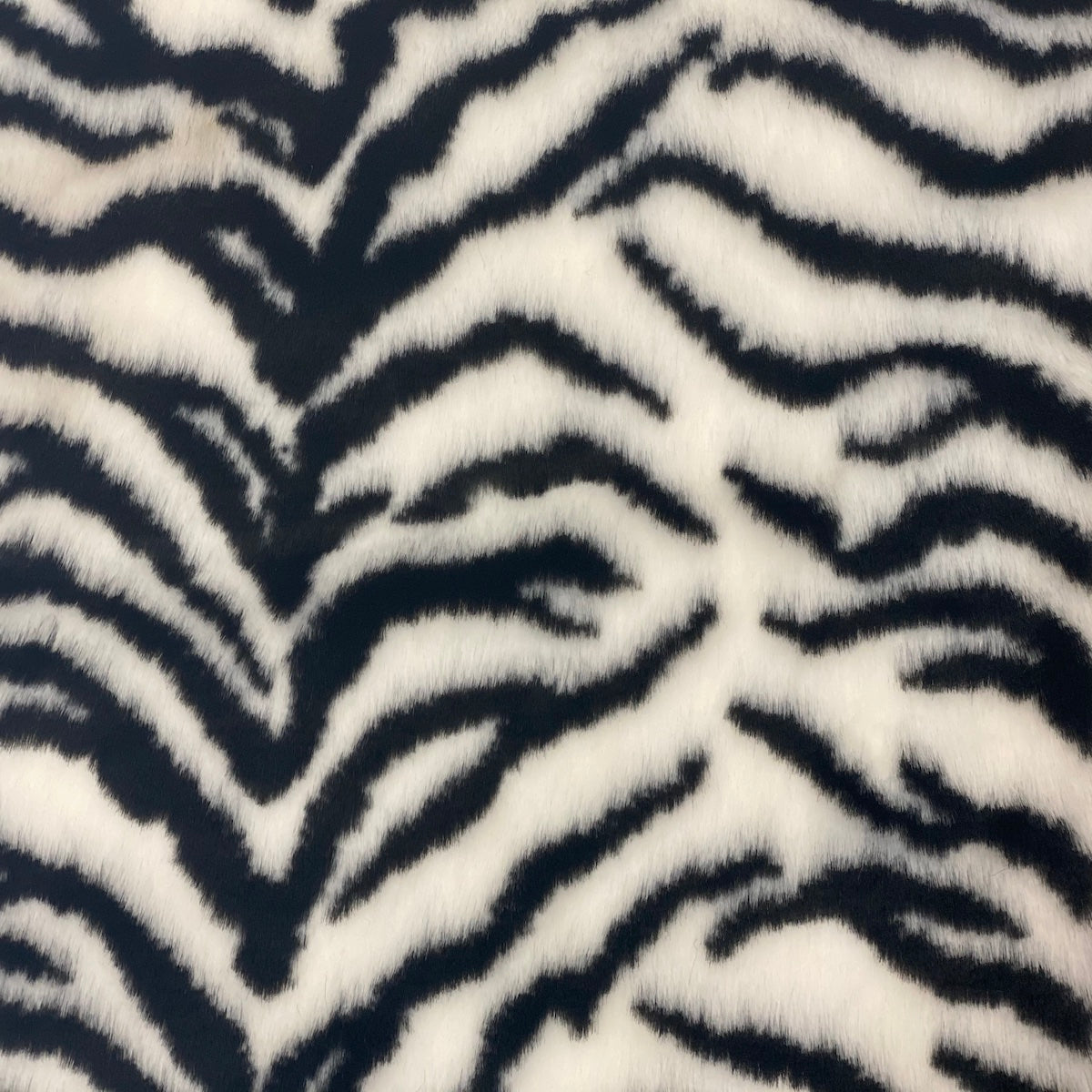 1 Yard White Black Tiger Luxe Plush Faux Fur Fabric 100% Polyester