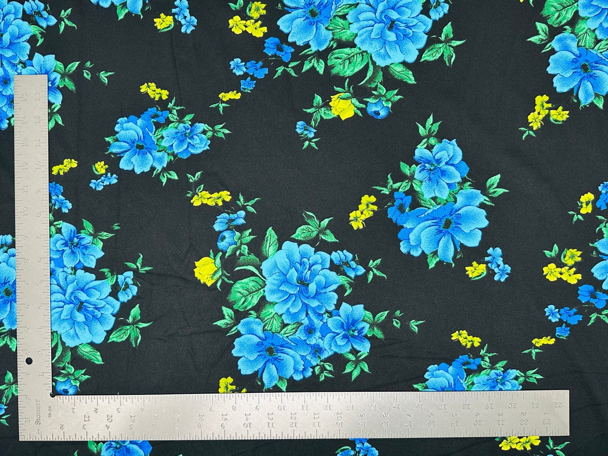 1 Yard Techno Crepe Knit Floral Print Fabric Lightweight Stretch 60 Inch Width