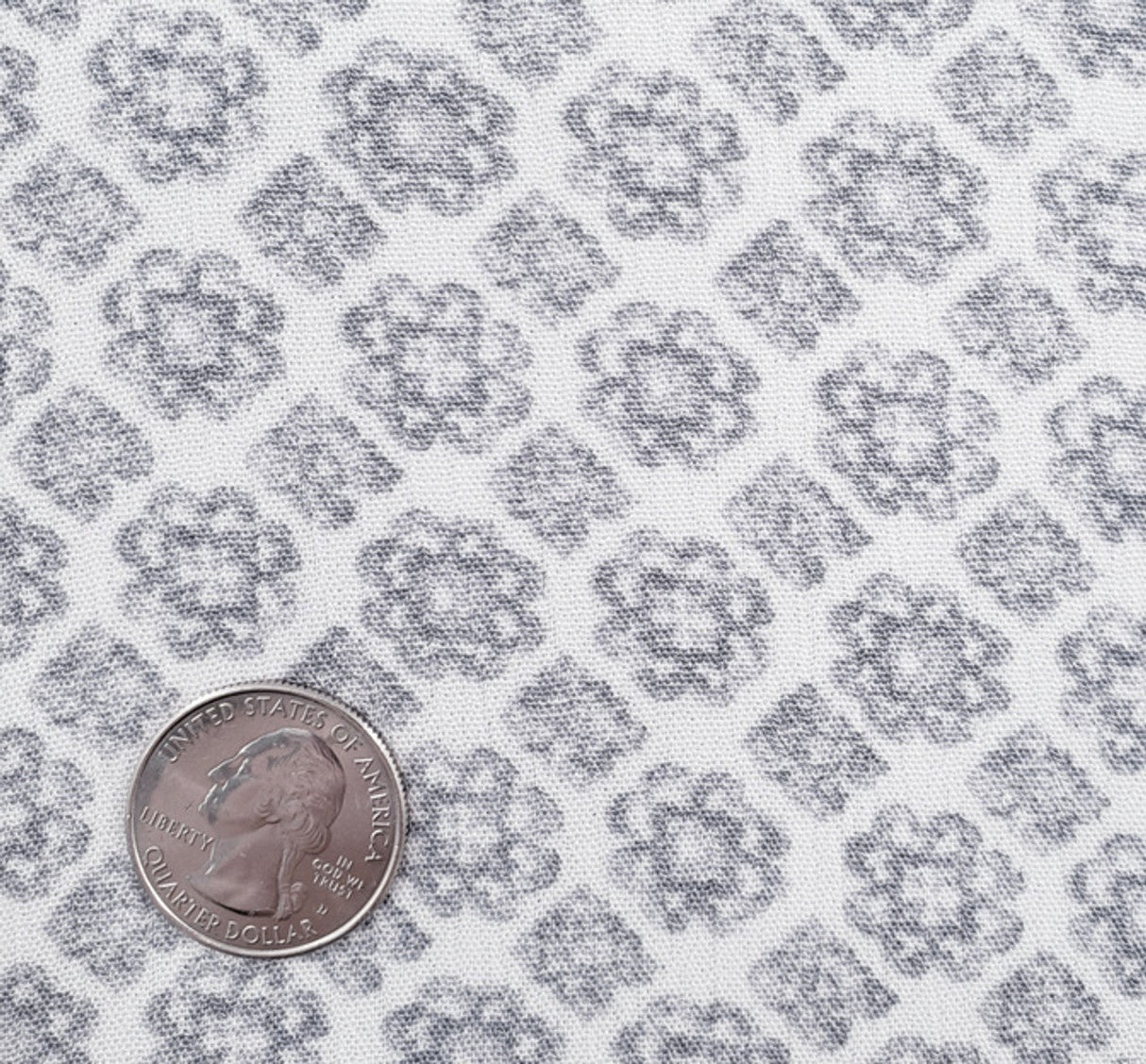 1 Yard Off White/Gray Rayon Crinkle Woven Fabric 50/52 Inch Wide 100 Percent Rayon