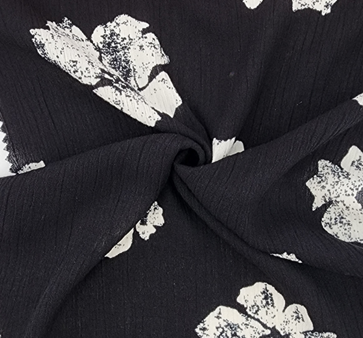 1 Yard Rayon Crinkle Black or Off White Woven Fabric Lightweight 50/52? Wide 100% Rayon