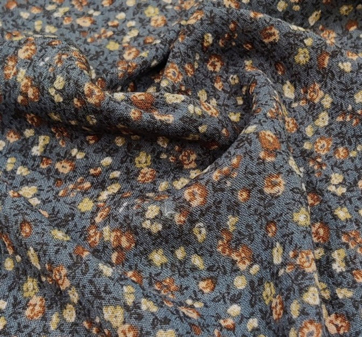 1 Yard Rayon Crinkle Asphalt Gray Woven Fabric, 52/53? Wide 100% Rayon