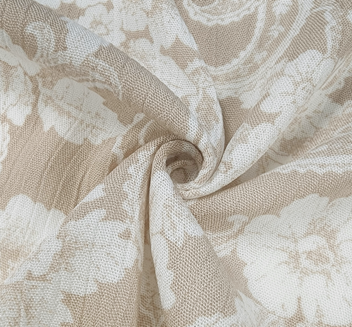 1 Yard Beige Rayon Crinkle Fabric For Dresses Blouses Skirts Lightweight Apparel 50/52" Width