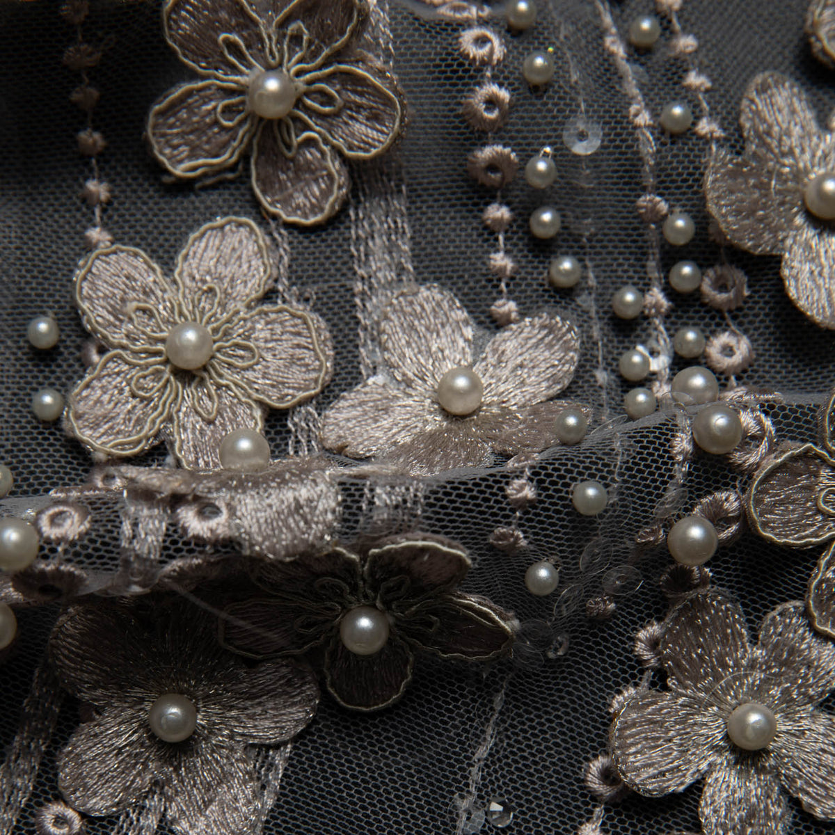 1 Yard P Soft Tulle Lace Fabric Sequins Applique Beautiful 3D Floral Design 52/54" Wide