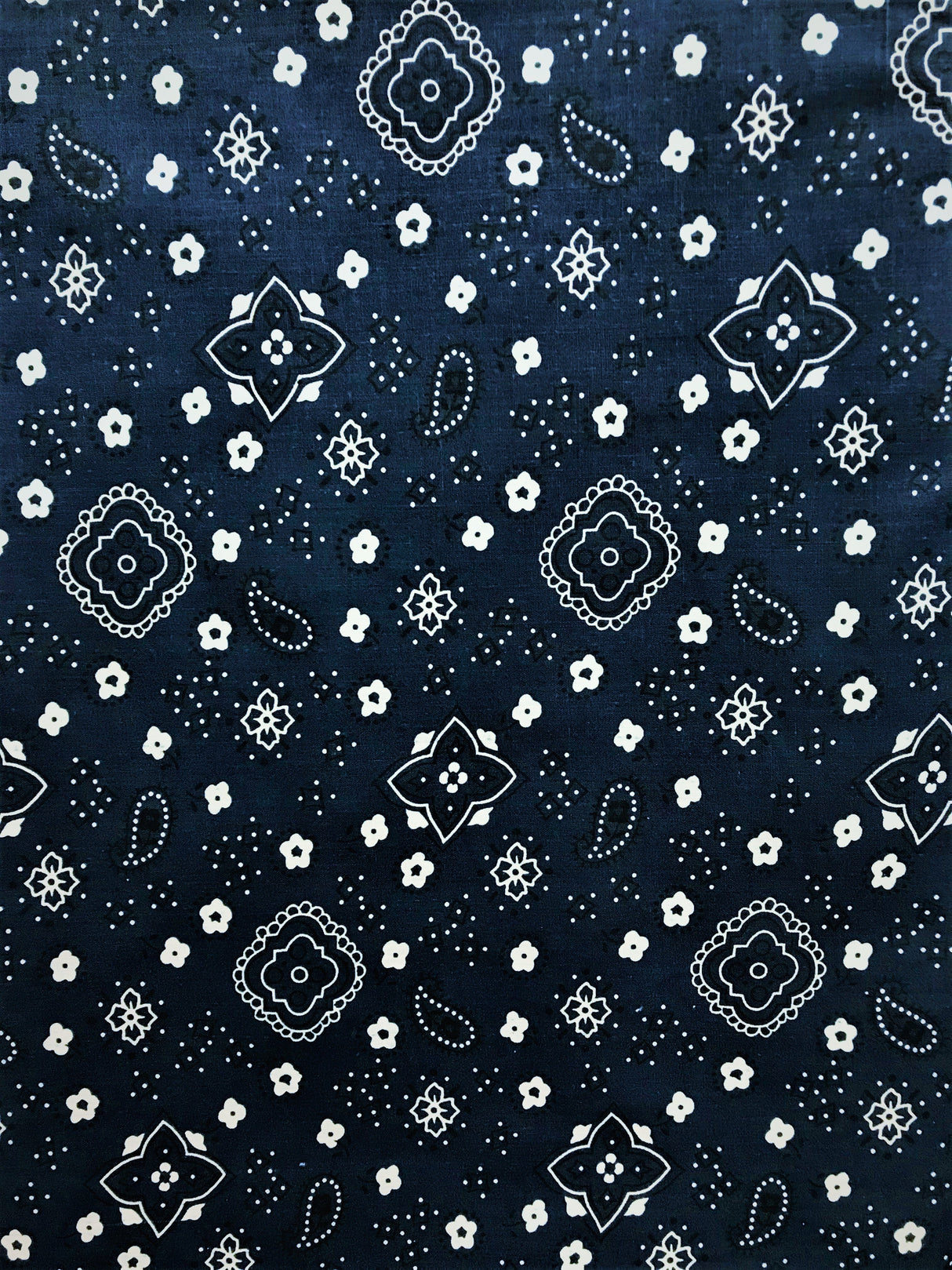 1 Yard Classic Navy Blue Paisley Bandana Print Fabric Poly Cotton 59/60 Inch