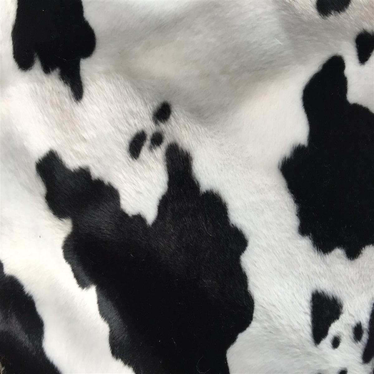 1 Yard Cow Print Velboa Faux Fur 100% Polyester
