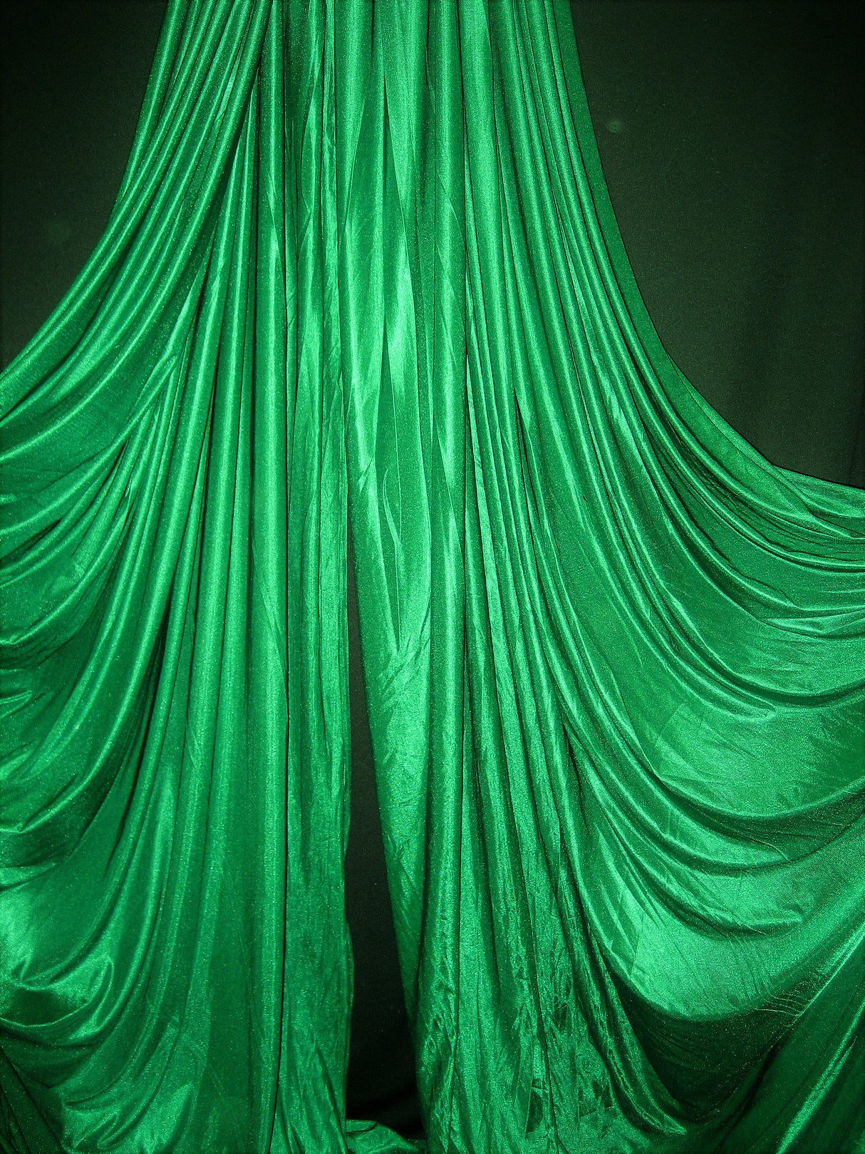 1 Yard Low Stretch Kelly Green Polyester Fabric For Aerial Silks Backdrops Crafts 108/120 Inch Wide