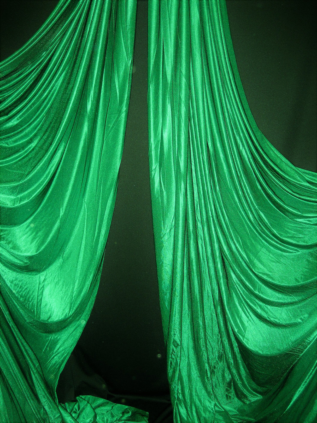 1 Yard Low Stretch Kelly Green Polyester Fabric For Aerial Silks Backdrops Crafts 108/120 Inch Wide