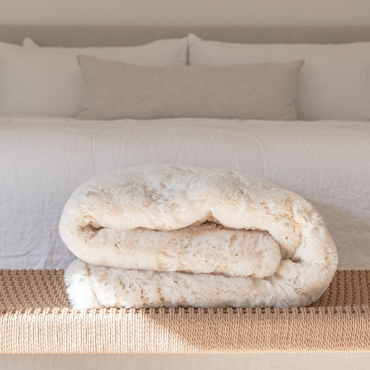 Metallic Golden Shimmery Faux Fur Blanket Luxurious Soft Throw & Quilt with Crystal Velvet Backing