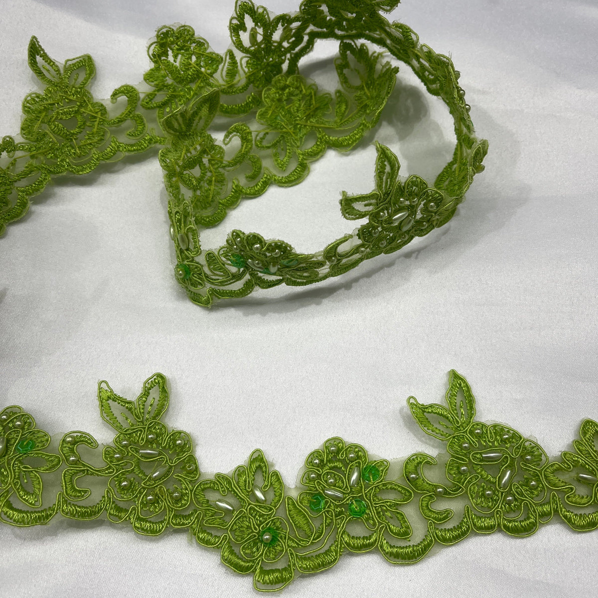 1 Yard Elegant Beaded & Corded Embroidered Lace Trim on Sheer Polyester Organza, Style 95943N-BP