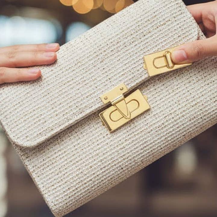 S836 Simple Style Custom Logo High Quality Hardware Accessories Alloy Metal Bag Clasp Press Turn Twist Lock for Handbag for Women Bag