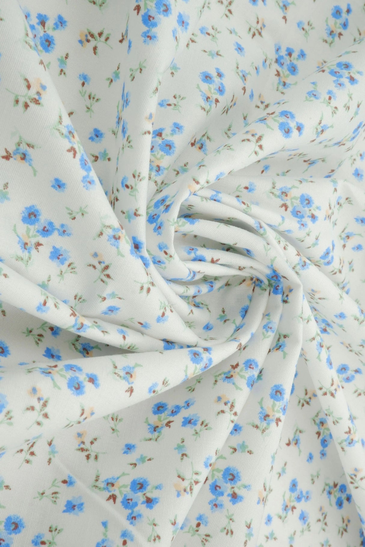 1 Yard Stretch Poplin Ditsy Print Fabric, 57/58? Wide Cotton Spandex Blend