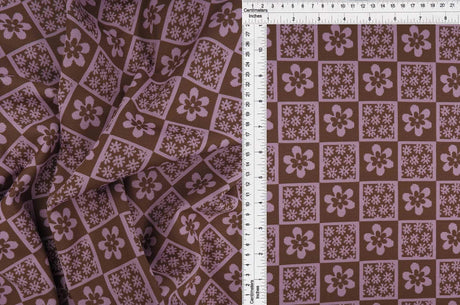 58/60" Double Knit Jacquard Flower Checker Fabric 97% Polyester 3% Spandex 220 GSM Yard
