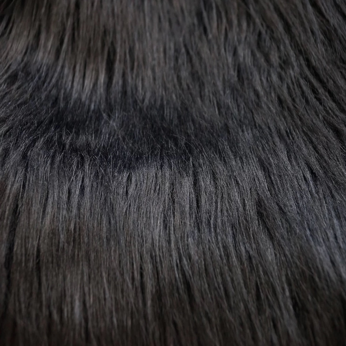 1 Yard Shaggy Long Pile Faux Fur Fabric 4" Pile