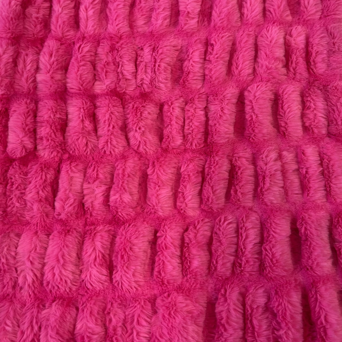 1 Yard Luxurious Ruched Chinchilla Stretch Faux Fur Fabric 60" Width