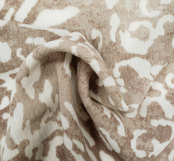 1 Yard Dark Taupe Ivory Rayon Crinkle Fabric For Dresses Blouses Skirts Apparel 50/52" Width