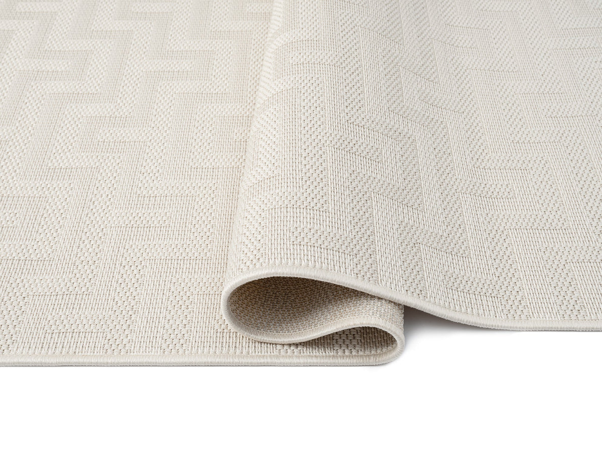 Durable Outdoor Rug, 100% Polypropylene, Machine Made in Turkey