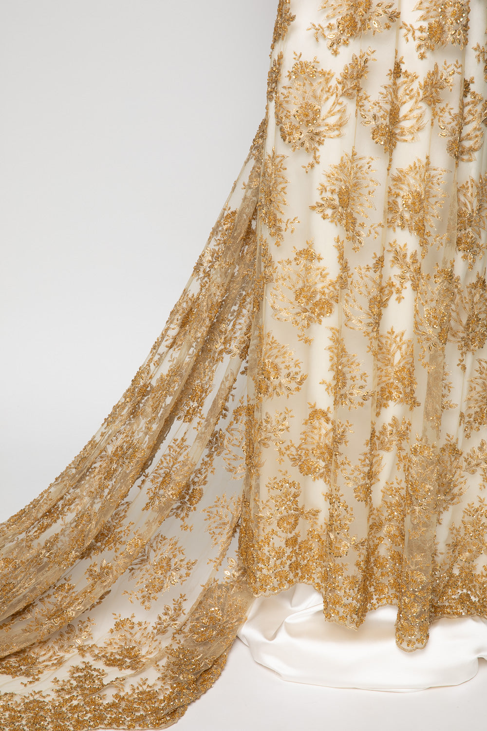 1 Yard Tulle Lace Embroidered Fabric 3D Applique Beaded Design 50/52" Width