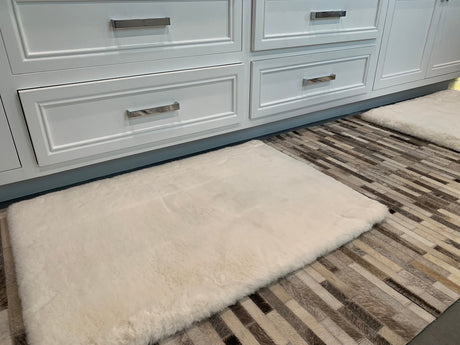 Soft Cozy Faux Fur Bath Mat/Area Rug/Door Mat/Kitchen Mat for Home Décor